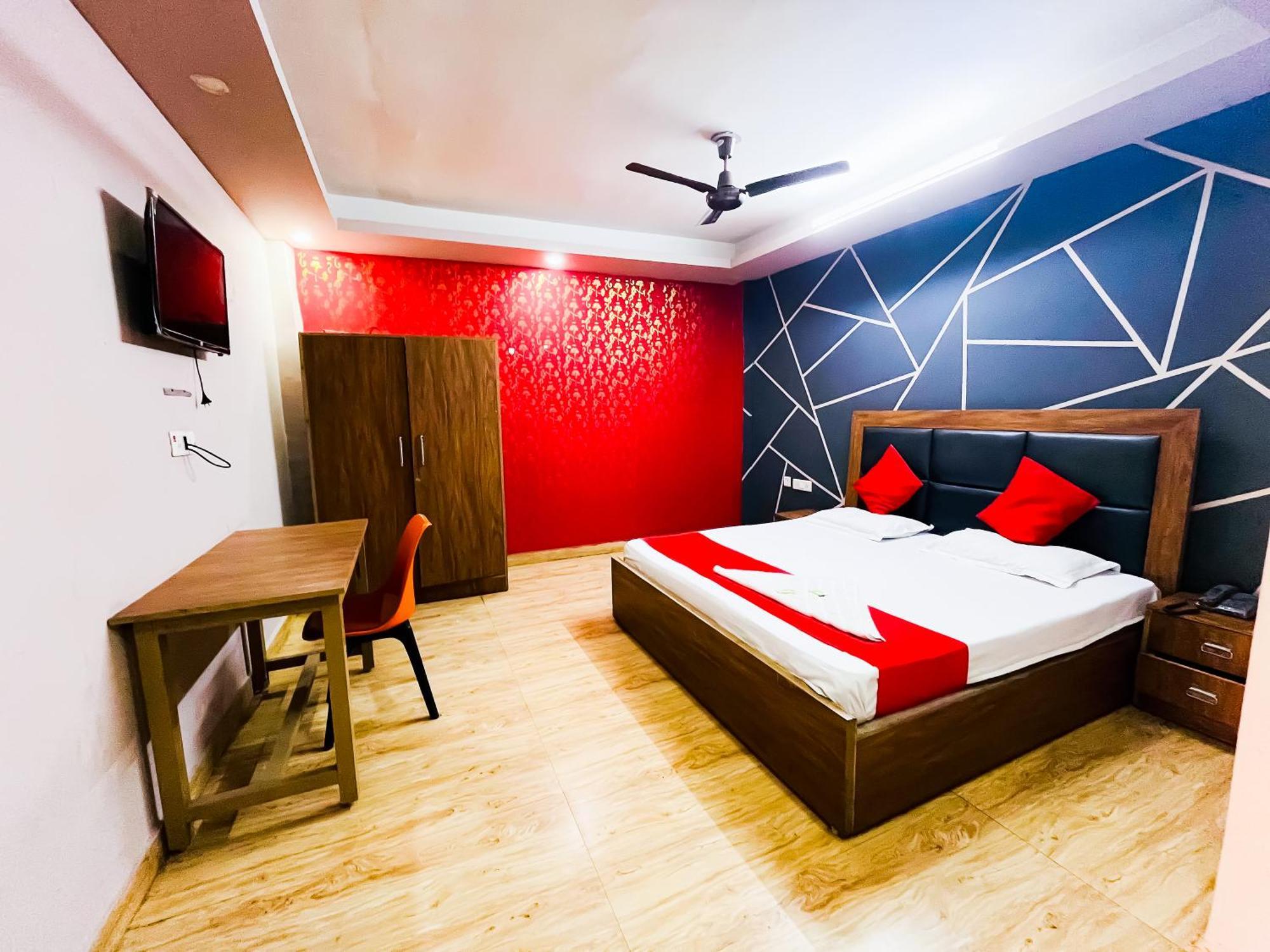 Comfort Nizamuddin Railway Station 2 Min Walk